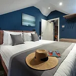 Camera Hotel Hotel 4*