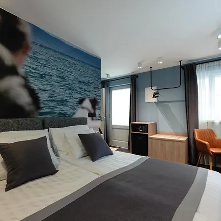 Camera Hotel Ξενοδοχείο 4*