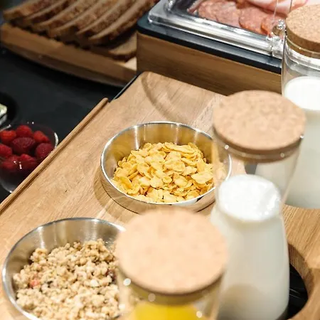 Camera Hotel 4* Σπλιτ