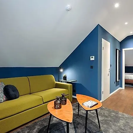 Camera Hotel 4*