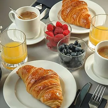 Camera Hotel Hotel 4*