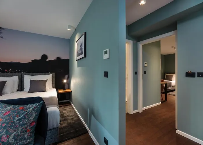 Camera Hotel Отель 4*